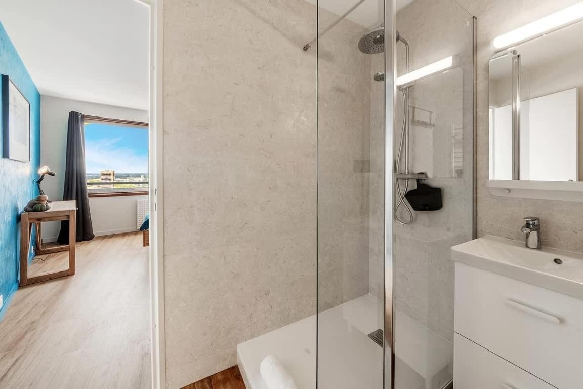 Bellevue, Appartement T2, Terrasse & Parking Rennes Exterior foto